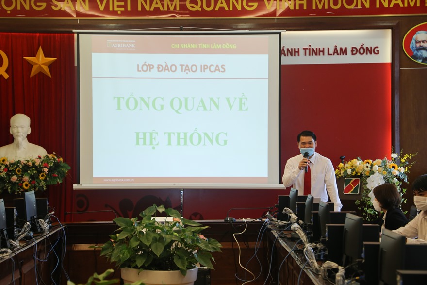 Lợi ích của IPCAS trong quản lý tài chính là gì?
